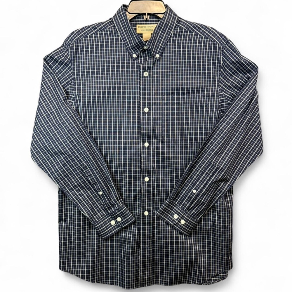 Duluth Trading Co Blue Plaid Button Down Shirt
